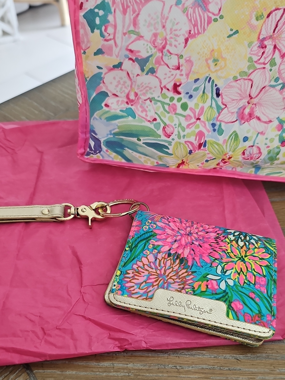 Lilly Pulitzer Bright Floral Wristlet ID And Cardholder And Lilly Packaging Bag